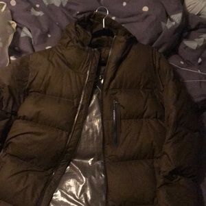 Columbia Men Large down jacket